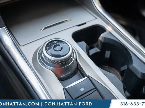 Used 2022 Ford Explorer XLT w/ Equipment Group 202A image 13