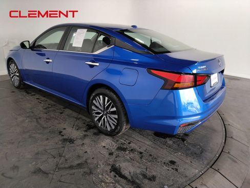 Used 2025 Nissan Altima 2.5 SV image 7