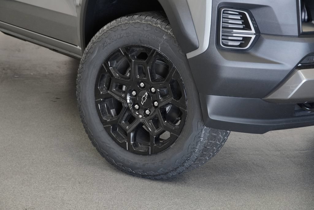 New 2026 Chevrolet Colorado Trail Boss AWD/4WD image 9