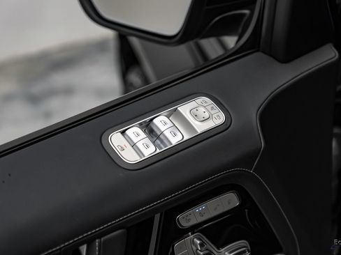 Used 2027 Mercedes-Benz G 63 AMG 4MATIC image 85