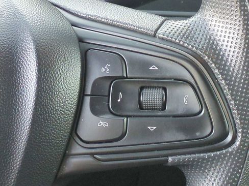 Used 2024 Buick Envista Preferred image 16