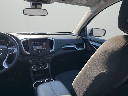 Used 2022 GMC Terrain SLE w/ Driver Convenience Package image 24
