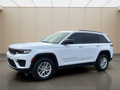 Certified 2025 Jeep Grand Cherokee Laredo X w/ Luxury Tech Group I