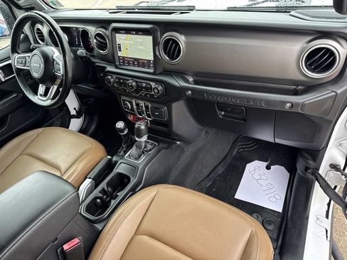 Used 2021 Jeep Wrangler Unlimited Rubicon AWD/4WD image 18