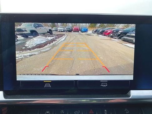 Used 2024 Chevrolet Silverado 1500 LT Trail Boss w/ Protection Package image 14