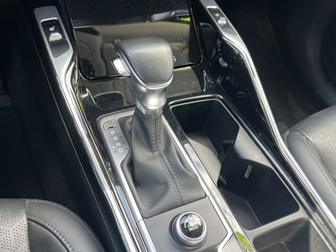 Certified 2023 Kia Sorento SX image 33