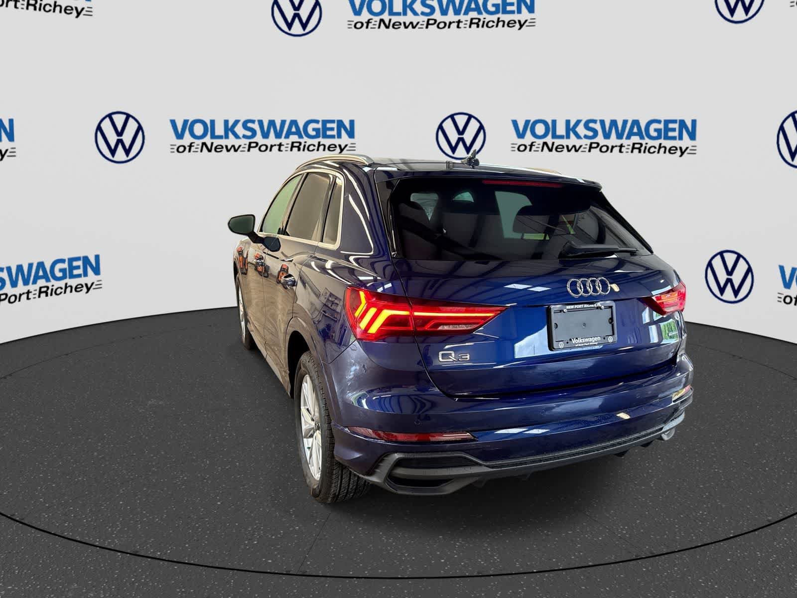 Used 2023 Audi Q3 2.0T Premium Plus w/ Premium Plus Package AWD/4WD image 12