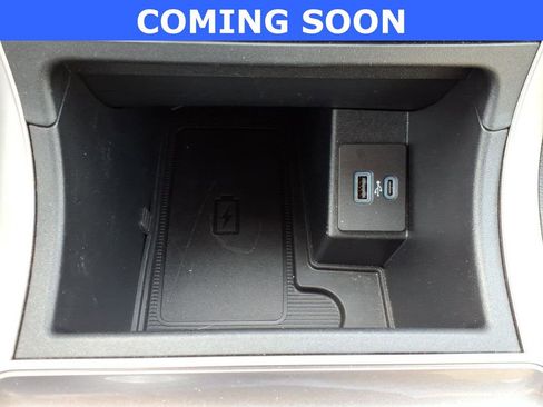 Used 2023 Ford Edge SEL w/ Convenience Package image 16