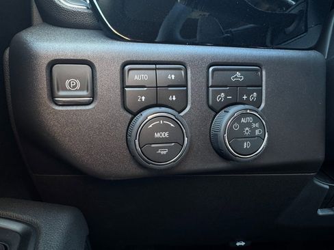 New 2026 Chevrolet Silverado 1500 LT Trail Boss w/ Convenience Package II image 16