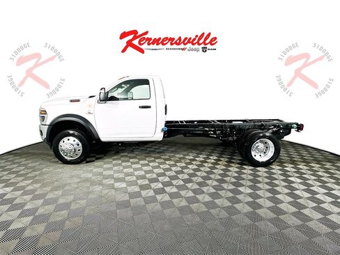 New 2026 RAM 5500 Tradesman w/ Chrome Appearance Group image 4