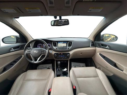 Used 2017 Hyundai Tucson SE Plus AWD/4WD image 25