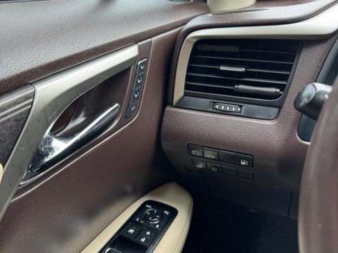 Used 2016 Lexus RX 450h AWD image 48