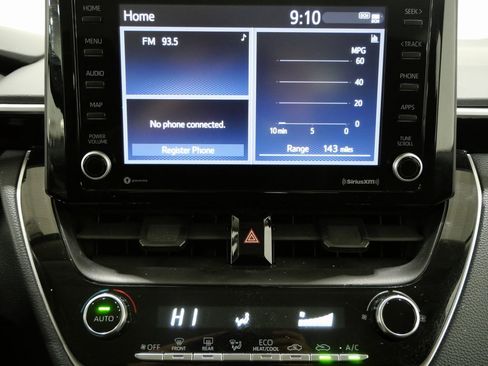 Used 2022 Toyota Corolla LE image 20