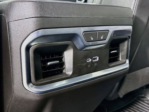 Used 2022 Chevrolet Silverado 1500 LTZ w/ LTZ Premium Package AWD/4WD image 27