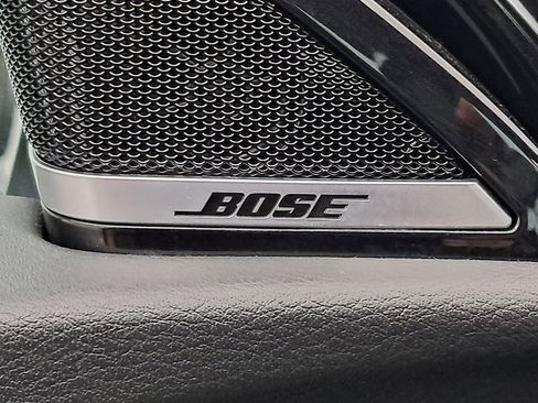 Used 2017 INFINITI QX30 Premium w/ Navigation Package image 13