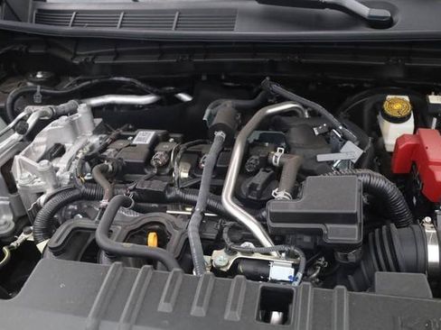 New 2026 Nissan Kicks SV w/ SV Premium Package AWD/4WD image 24