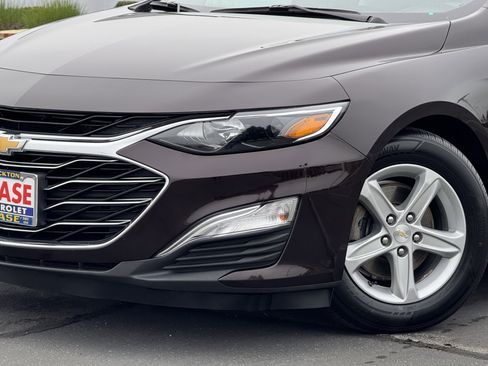 Certified 2020 Chevrolet Malibu LS w/ Driver Confidence Package image 3