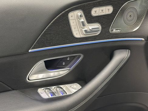 Certified 2024 Mercedes-Benz GLS 450 4MATIC image 12