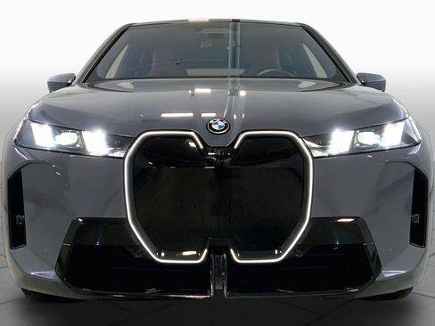 Used 2026 BMW iX xDrive45 AWD/4WD image 3