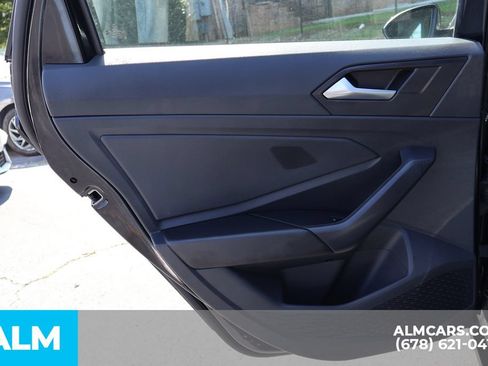 Used 2024 Volkswagen Jetta SE FWD image 21