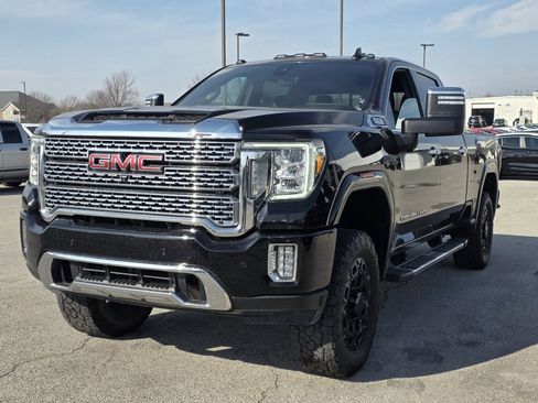 Used 2021 GMC Sierra 2500 Denali w/ Technology Package image 3