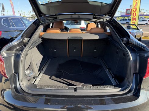 Used 2019 BMW X6 sDrive35i w/ M Sport Package image 11