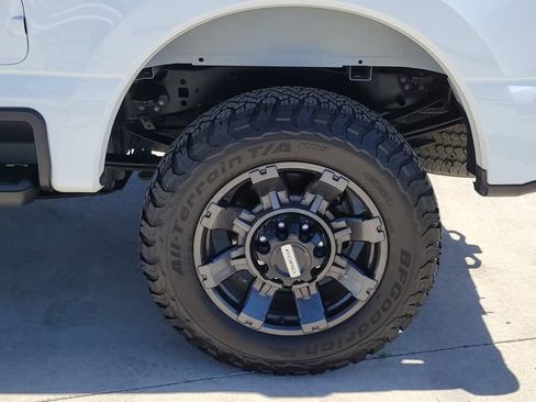 Used 2024 Ford F250 XL w/ STX Appearance Package AWD/4WD image 13