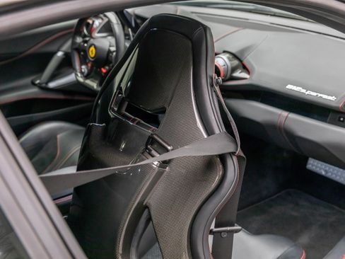 Certified 2019 Ferrari 812 Superfast image 43