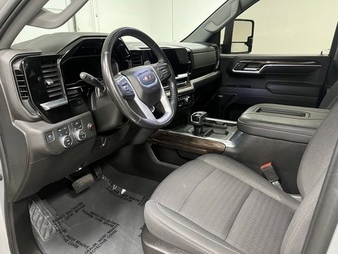 Used 2022 GMC Sierra 1500 Elevation w/ Preferred Package image 20