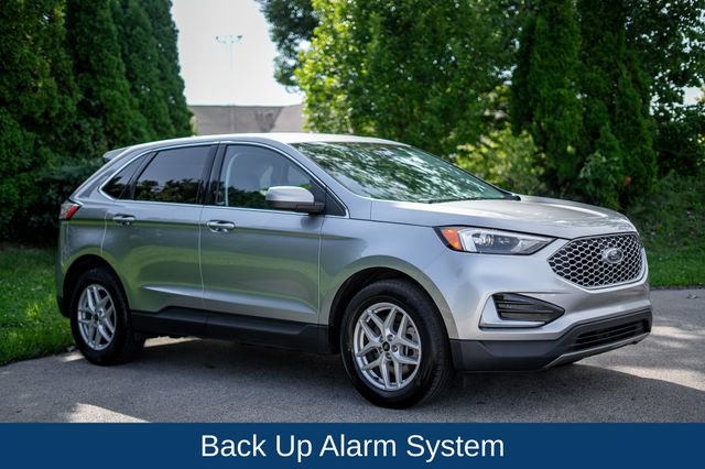 Used 2024 Ford Edge SEL AWD/4WD image 3