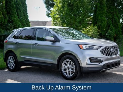 Used 2024 Ford Edge SEL AWD/4WD image 3