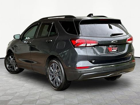 Used 2023 Chevrolet Equinox RS FWD image 4