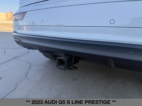Used 2023 Audi Q5 2.0T Prestige w/ Prestige Package image 8