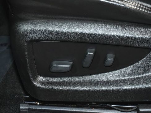 Used 2018 GMC Sierra 1500 Denali image 39