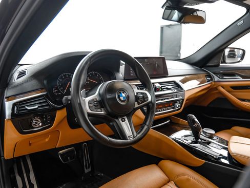 Used 2019 BMW M550i xDrive w/ Premium Package 2 AWD/4WD image 18