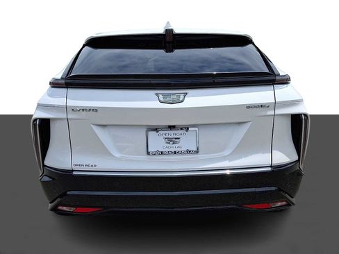 Used 2024 Cadillac Lyriq Tech w/ Driver Assist Package AWD/4WD image 5