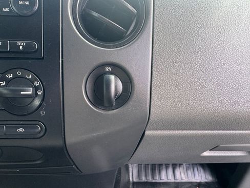 Used 2004 Ford F150 XL RWD image 30
