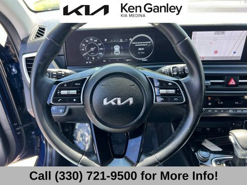 Certified 2024 Kia Seltos EX AWD/4WD image 32