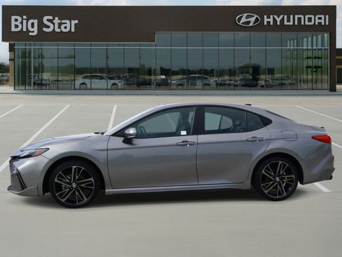 Used 2025 Toyota Camry XSE w/ Premium Plus Package AWD/4WD image 2