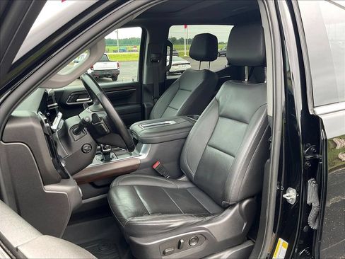 Used 2022 GMC Sierra 1500 SLT w/ SLT Premium Plus Package AWD/4WD image 11