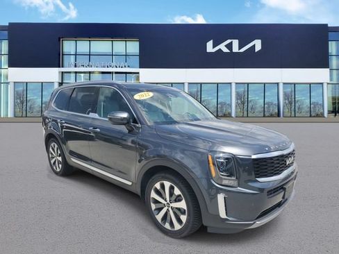 Used 2022 Kia Telluride S AWD/4WD image 2