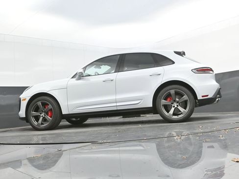 New 2026 Porsche Macan S image 49