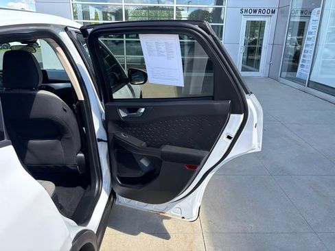 Used 2020 Ford Escape SE AWD/4WD image 31