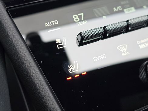 New 2026 Porsche Cayenne E-Hybrid image 24