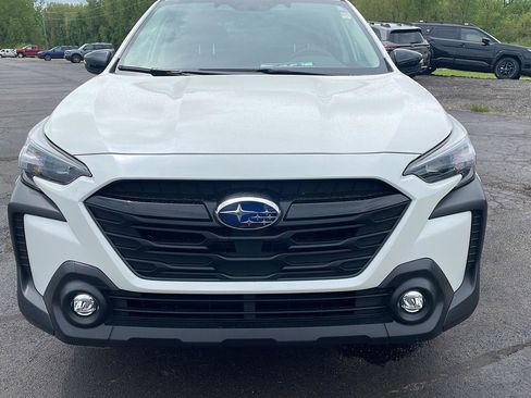 Used 2025 Subaru Outback Onyx Edition AWD/4WD image 8