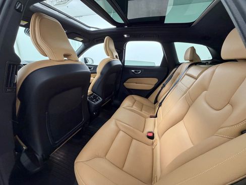Used 2019 Volvo XC60 T6 Inscription w/ Protection Package Premier AWD/4WD image 34
