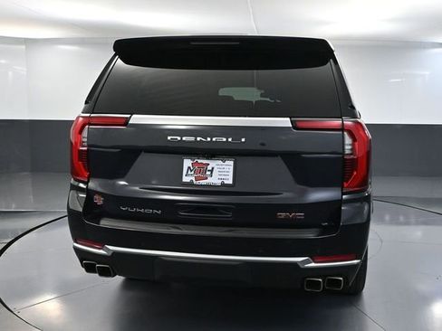 Used 2025 GMC Yukon Denali w/ Sun & Power Step Package AWD/4WD image 7