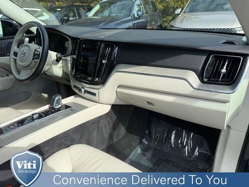Certified 2023 Volvo XC60 B5 Plus w/ Climate Package AWD/4WD image 30