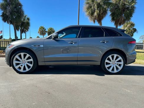 Used 2018 Jaguar F-PACE R-Sport image 5