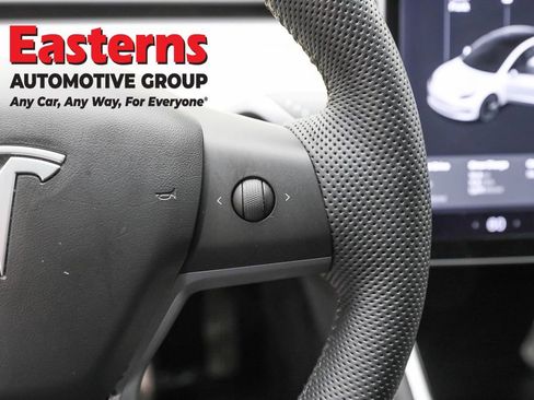 Used 2019 Tesla Model 3 Long Range image 16